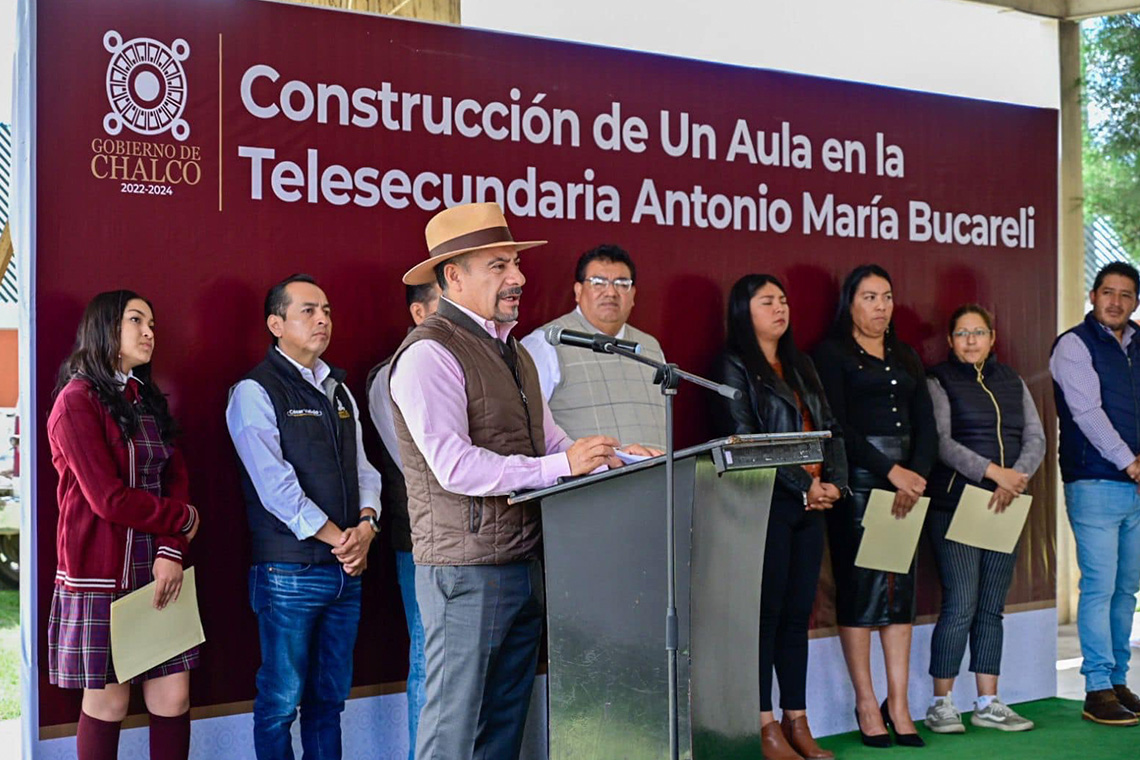 Boletín 218.- Miguel Gutiérrez entrega obras en San Marcos Huixtoco y Huexoculco