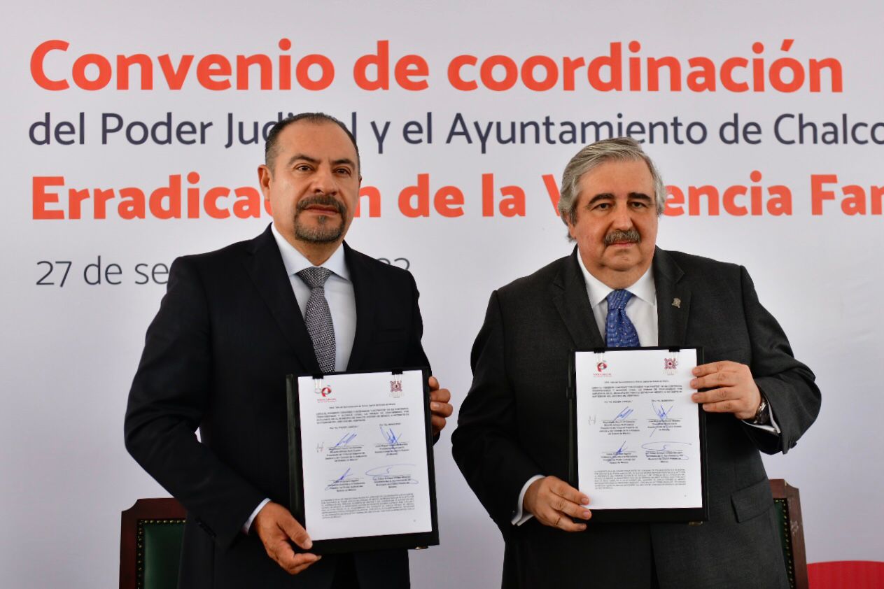 Boletín 102.- Miguel Gutiérrez firma convenio con el Poder Judicial del Estado de México