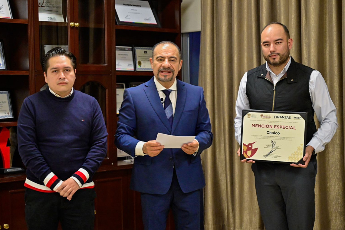 Boletín 230.- Gobierno de Chalco se posiciona como el municipio más premiado del Estado con la Mención Especial del Reconocimiento al Esfuerzo Hacendario 2023