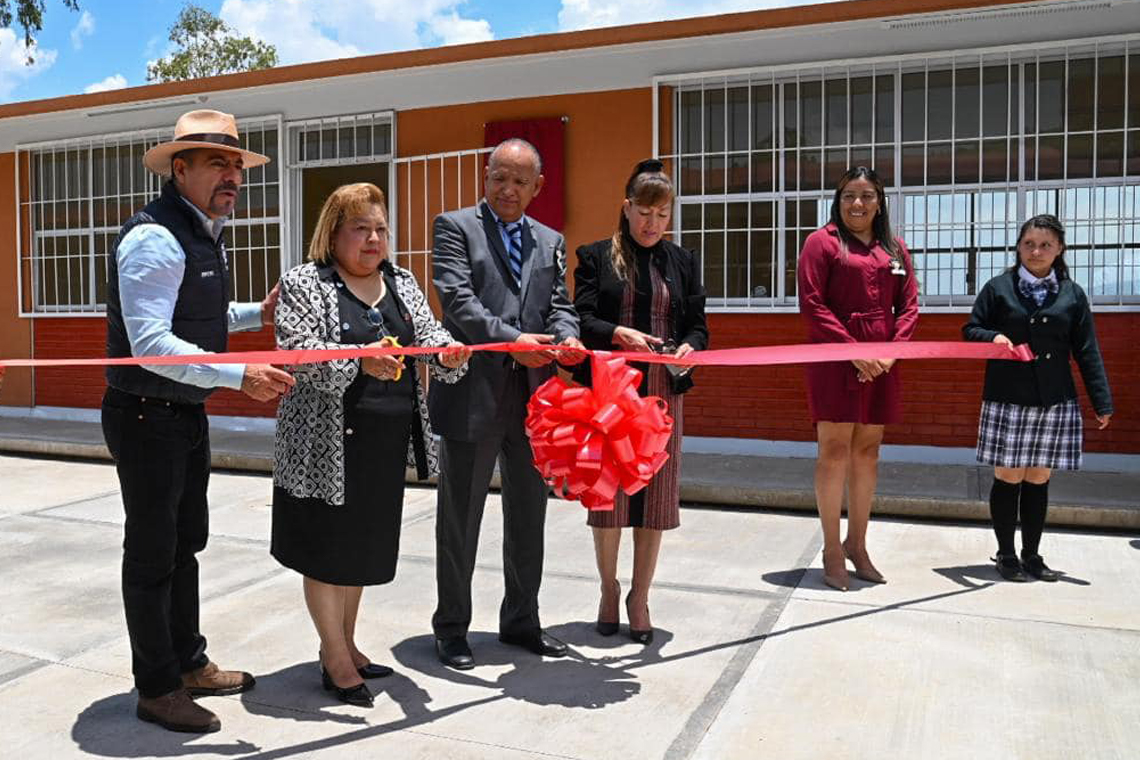 Boletín 287.- Miguel Gutiérrez entrega obras por 18.5 millones de pesos en Tezompa, Chimalpa y UDG