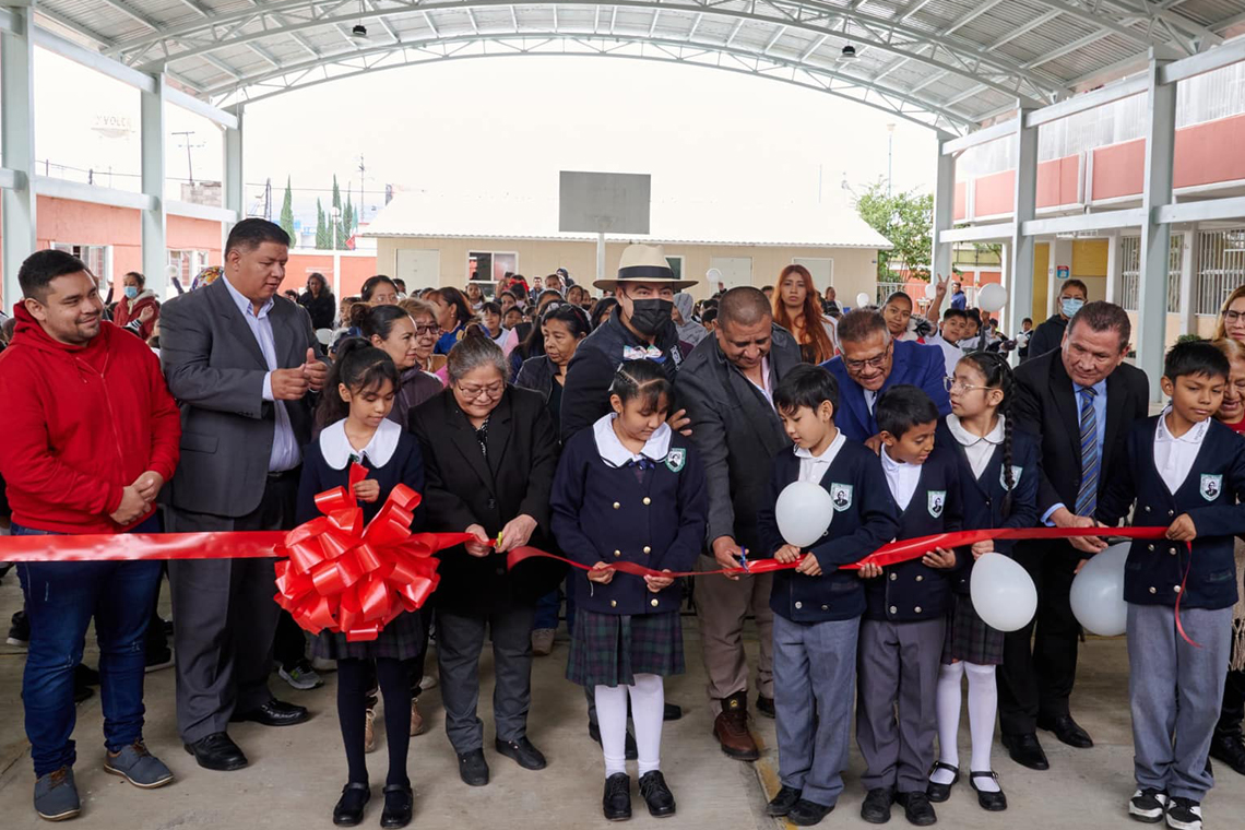 Boletín 311.- Miguel Gutiérrez entrega techumbre en Barrio San Sebastián