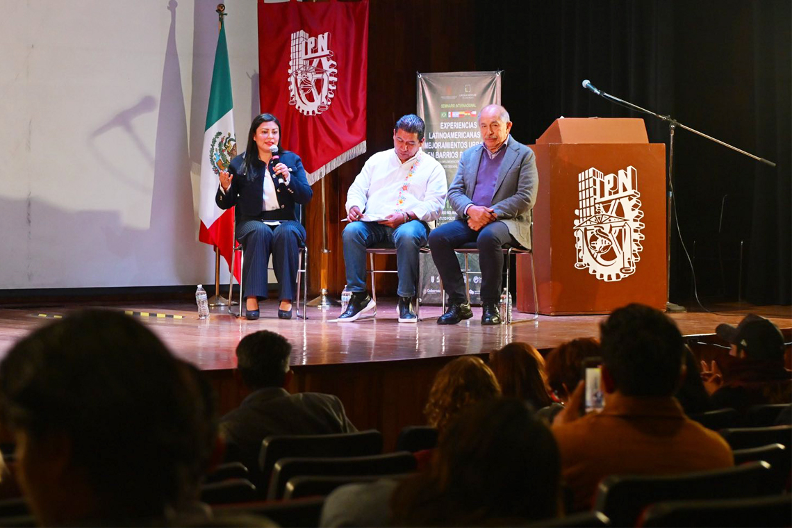 Boletín 105.- Abigail Sánchez asiste en el Foro de Mejoramiento Urbano